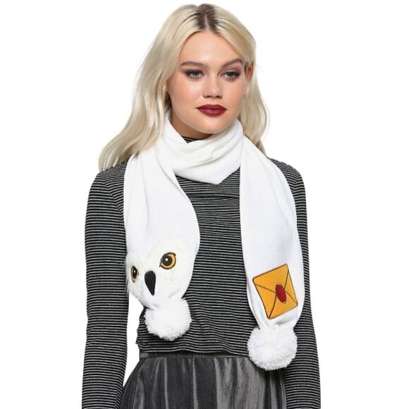 Harry Potter Hedwig Scarf - Picture 1 of 2